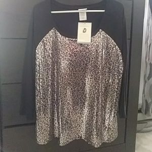 NWT..long sleeves leopard metallic shirt